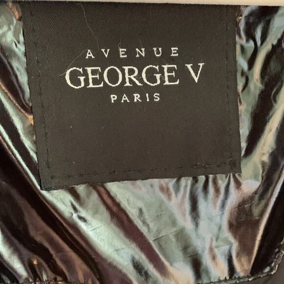 Avenue George V Paris Hooded Puffer - Picture 9 of 12